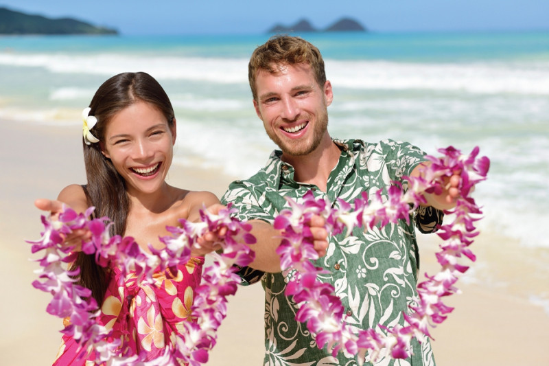 ハワイの正装「アロハシャツ」と「ムームー」