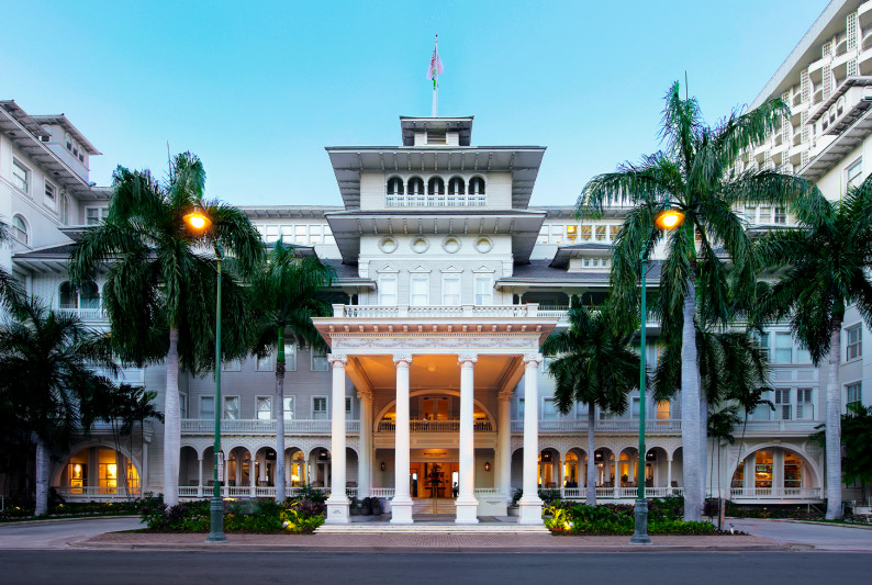 ハワイを代表するホテル「モアナサーフライダー ウェスティンリゾート&スパ」